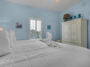 Beach Resort 312 by Newman-Dailey