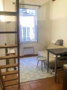 Retraite provençale, charmant studio en cœur de ville