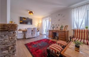 Lovely Home In Hrvatska Kostajnica