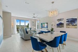 W477 - The Blue Suede Townhome