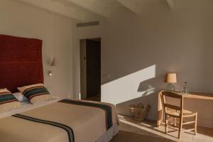 Double or Twin Room with Terrace room in Hotel Rural Sant Ignasi
