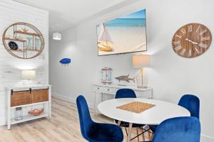Caribbean Dunes 108 by Newman-Dailey