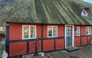 Cozy Apartment In Bagenkop With Wifi