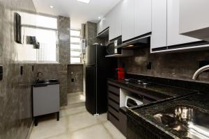 2Qtos a 400m da Praia de Copacabana | BL 125701
