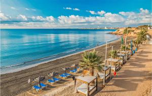 Cozy Apartment In Torrevieja