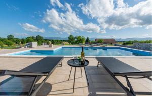 Beautiful Home In Musaluk