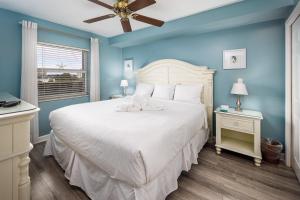 Pelican Isle 306
