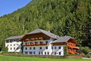 Hotel Bad Winkel - Riva di Tures