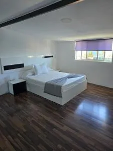 La Casablanca - Pasito Blanco