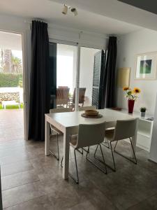 Can Enrique - Relájate a 3 min de la playa Apartamento con jardín y pádel