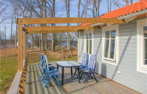 1 Bedroom Lovely Home In Sturkö