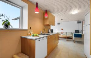 Awesome Home In Vestervig With Wifi