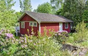 1 Bedroom Pet Friendly Home In Kallinge - Hallabro