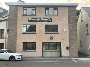 Riverside Studio Apartment