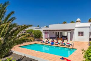 Villa Dorada by Villa Plus
