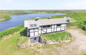 Three-Bedroom Holiday Home In Ulfborg