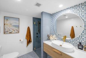 Contemporary Coastal Bliss