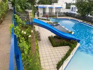 Casa de descaso en Carmen de apicala - Juan López