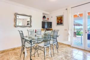 Villa Diniz II by Villa Plus