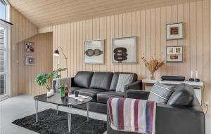 Beautiful Home In Otterup With Wifi