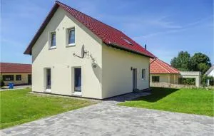 Beautiful Home In Boiensdorf With Wifi - Güstow