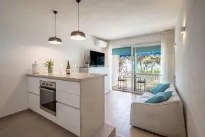 Sunset Serenity Loft di design con vista mare - Casa SantʼEugenia