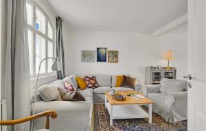 3 Bedroom Nice Home In Kværndrup