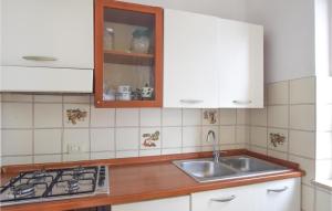 Nice Apartment In Nocera Terinese