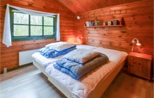 Three-Bedroom Holiday Home In Roslev