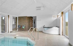 Cozy Home In Haderslev With Sauna