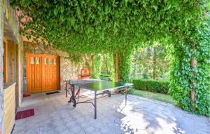 Nice Home In Varazdin With Sauna 