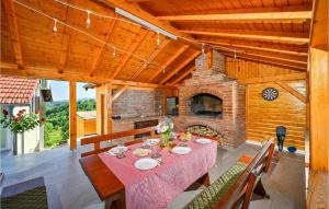 Cozy Home In Vrhi Pregradski With Sauna