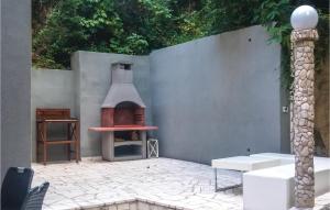 Two-Bedroom Apartment In Jesenice