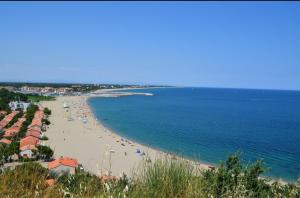 Maisons de vacances La maison de Ghislaine : Maison 3 Chambres
