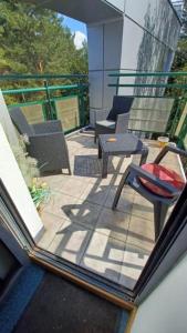 2 pokoje w KORONIE DRZEW apartament nad Zalewem