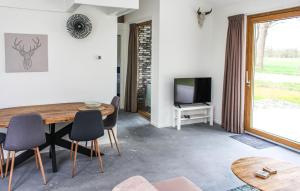 Cozy Home In Ijhorst With Kitchen