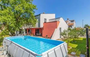 3 Bedroom Lovely Home In Pula - Veli Vrh