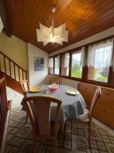 Rare 2 bedroom with private beach on Lake Annecy