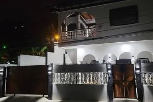 A Modern Escape"Style, Comfort, and Convenience - Maraval