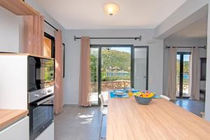 Villa Thalassia by Villa Plus