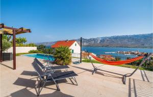 Stunning Home In Vinjerac With Kitchen 