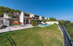 Stunning Home In Vinjerac With Kitchen