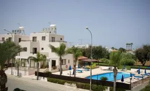 Maricosta Apartments - Протарас