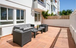 3 Bedroom Nice Apartment In Santa Pola