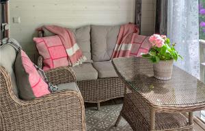 Amazing Home In Lidhult With Wifi