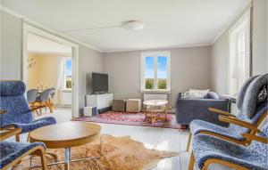 Awesome Home In Långserud With Wifi