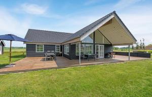 Four-Bedroom Holiday Home In Bagenkop