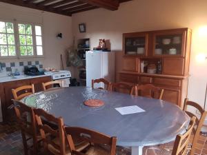 Jolie maison en pierres proche de la plage dOmaha