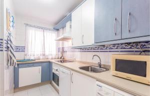 2 Bedroom Nice Apartment In Torrox