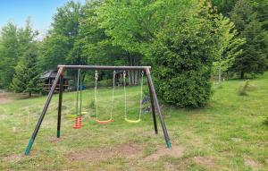 Nice Home In Ravna Gora With Wifi